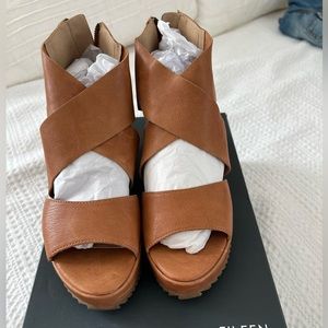Eileen Fisher size 6 platform sandals “tumbled leather”
